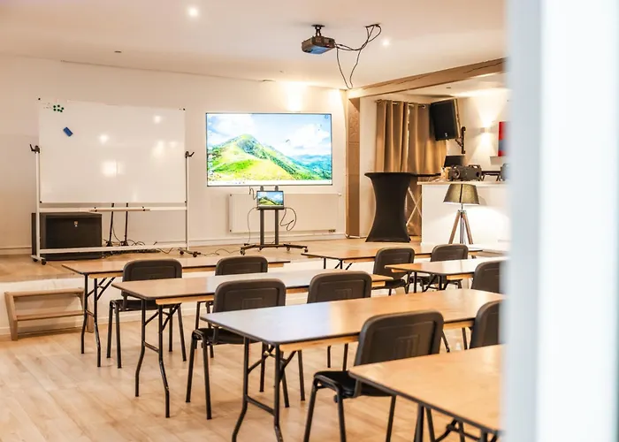 Ferienhaus Loft 350m2 & Ideal Familles Ou Seminaires *
